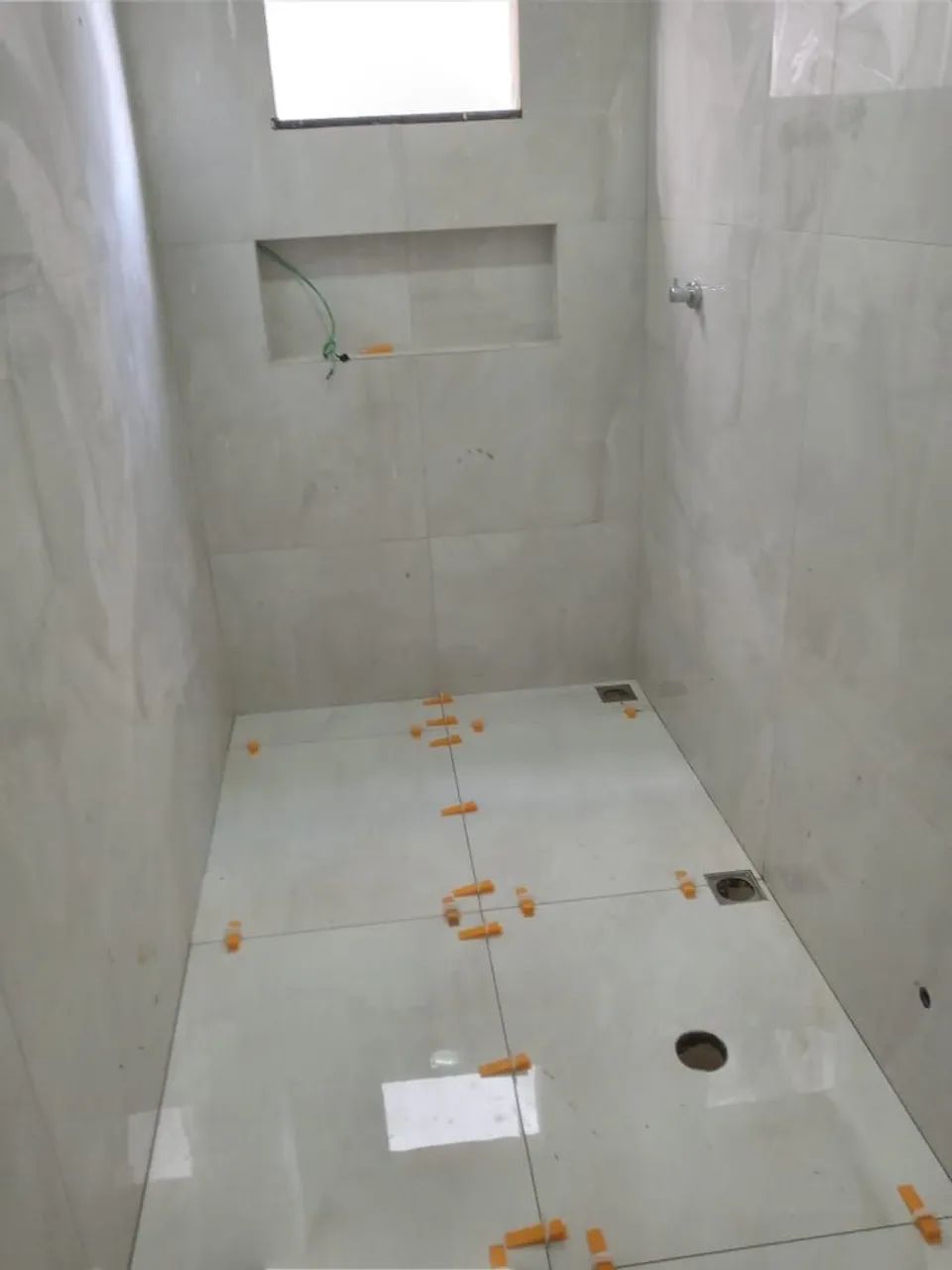 Mestre de obra empreiteiro com equipe  - Foto 6