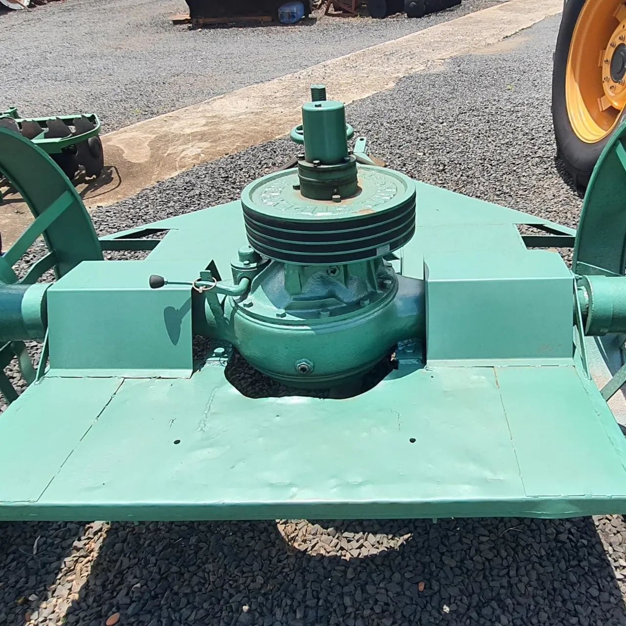 Roçadeira de arrasto Alvaré  - Foto 3