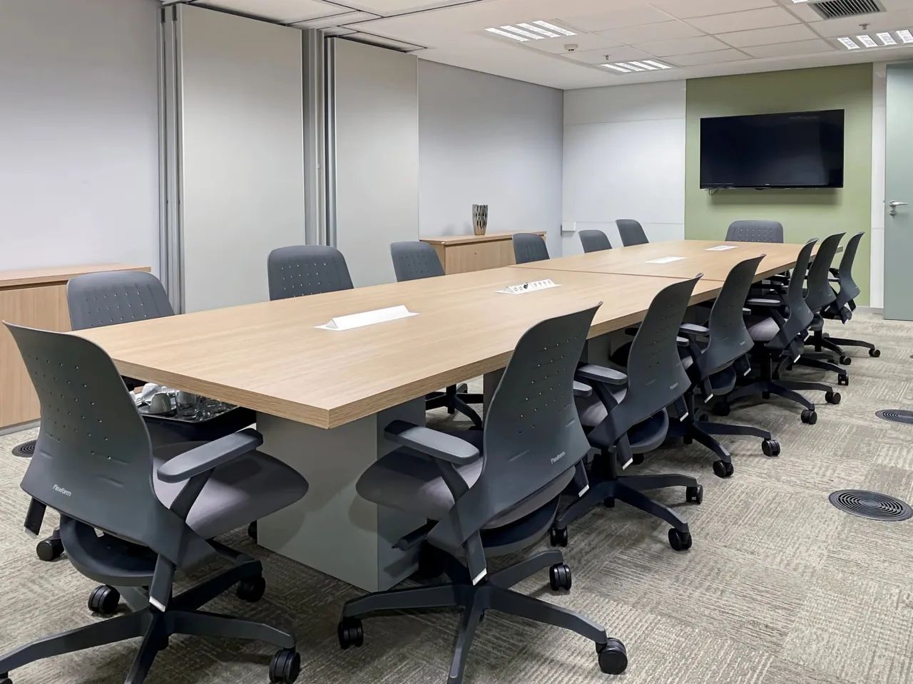 Associações de coworking flexíveis em Bolsa de Valores - Foto 4