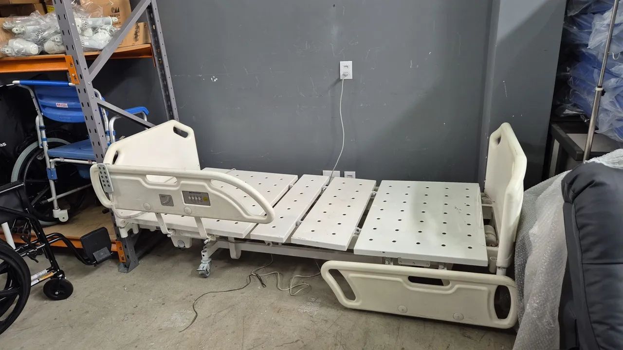 Cama poltrona hospitalar Elétrica 10 movimentos  - Foto 3