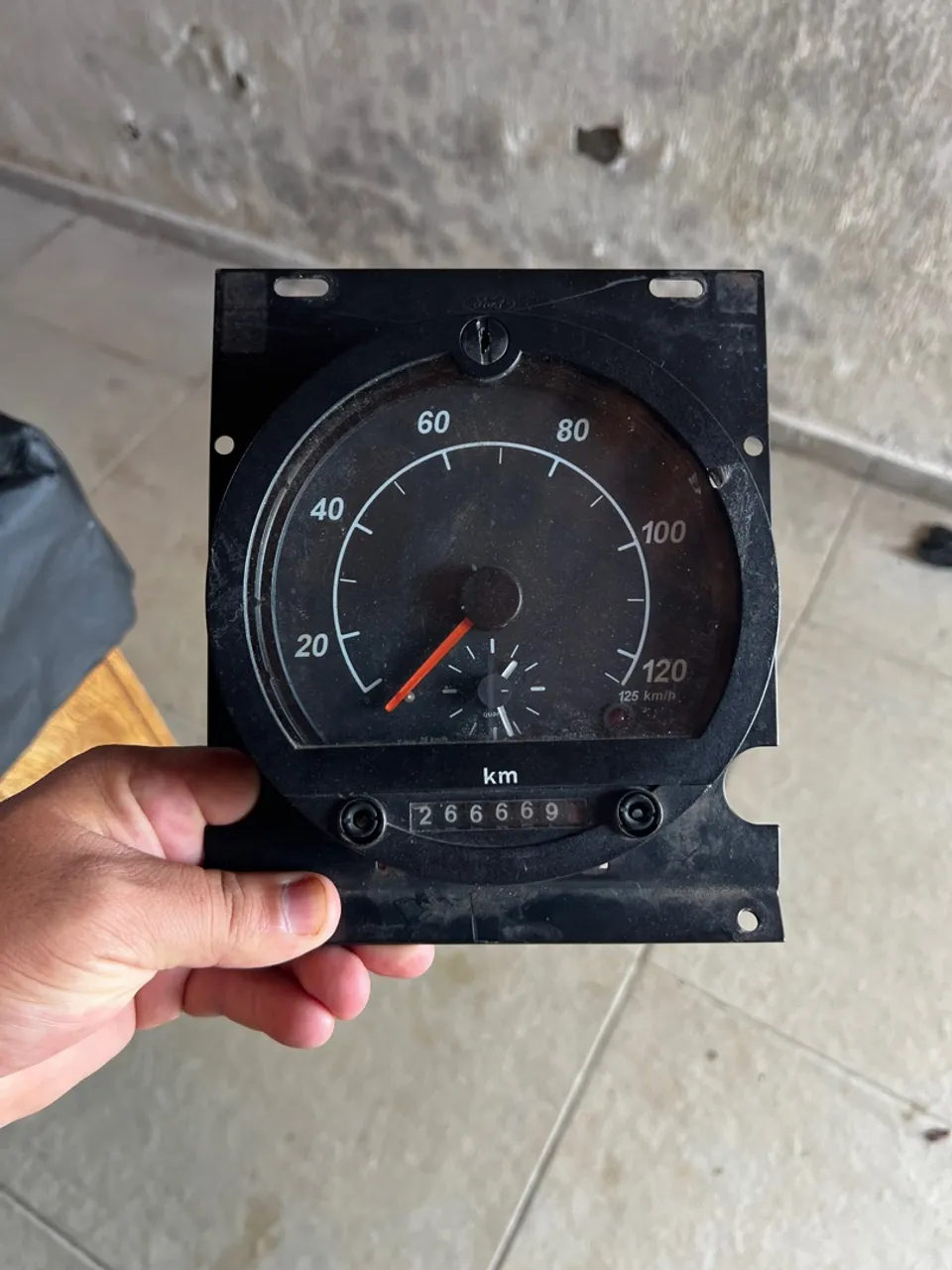 Painel de Instrumentos para Caminhão - 125 km/h