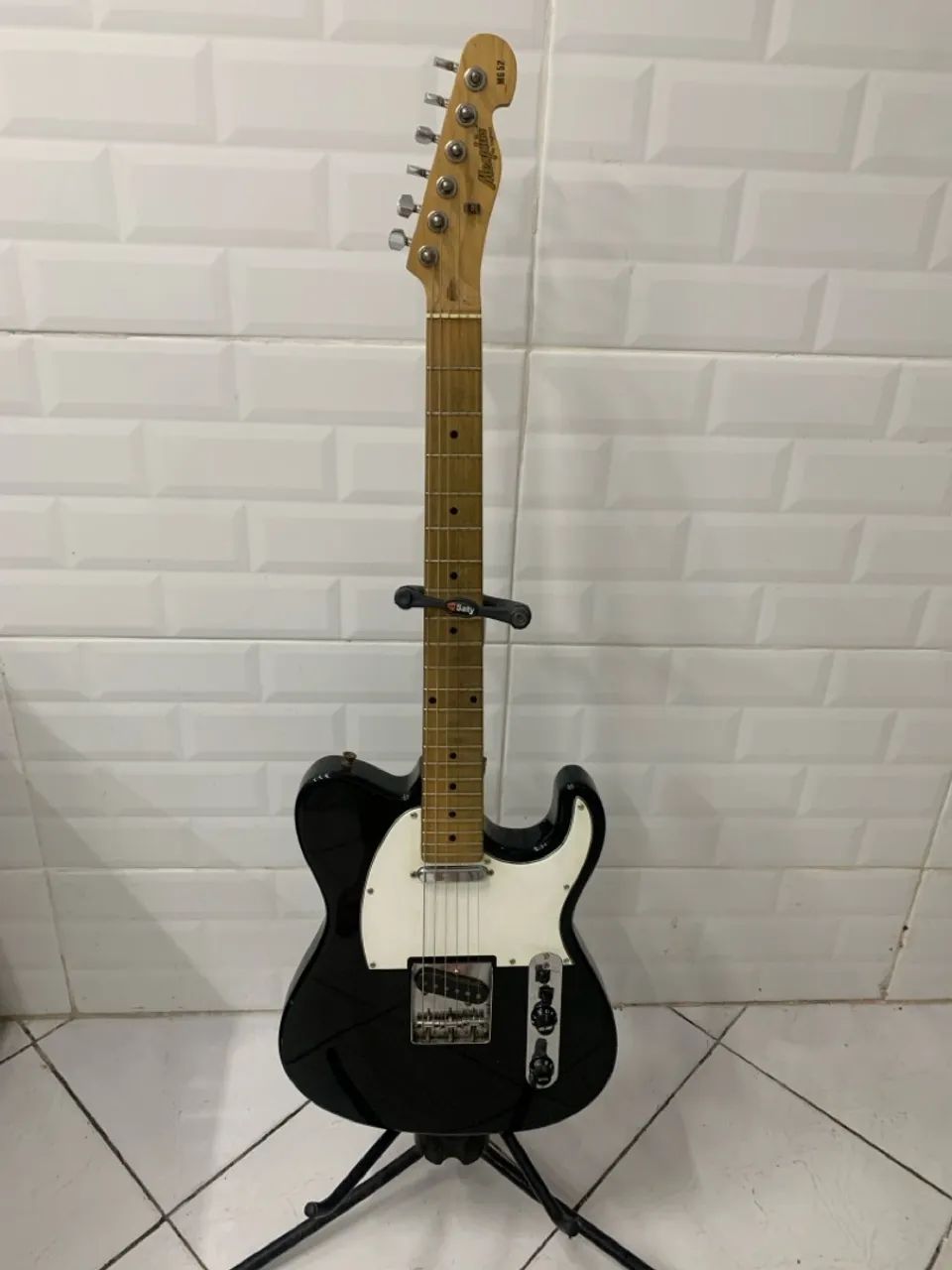 Guitarra Menphis Tagima 