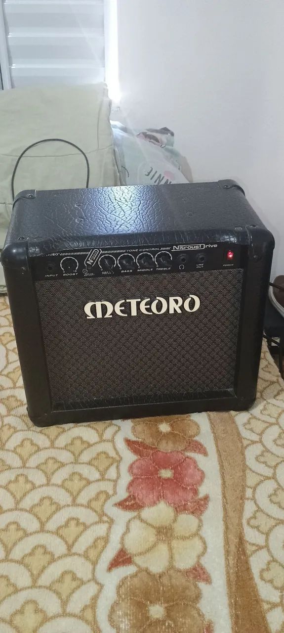 Kit Guitarra com cubo e Cabos - Foto 5