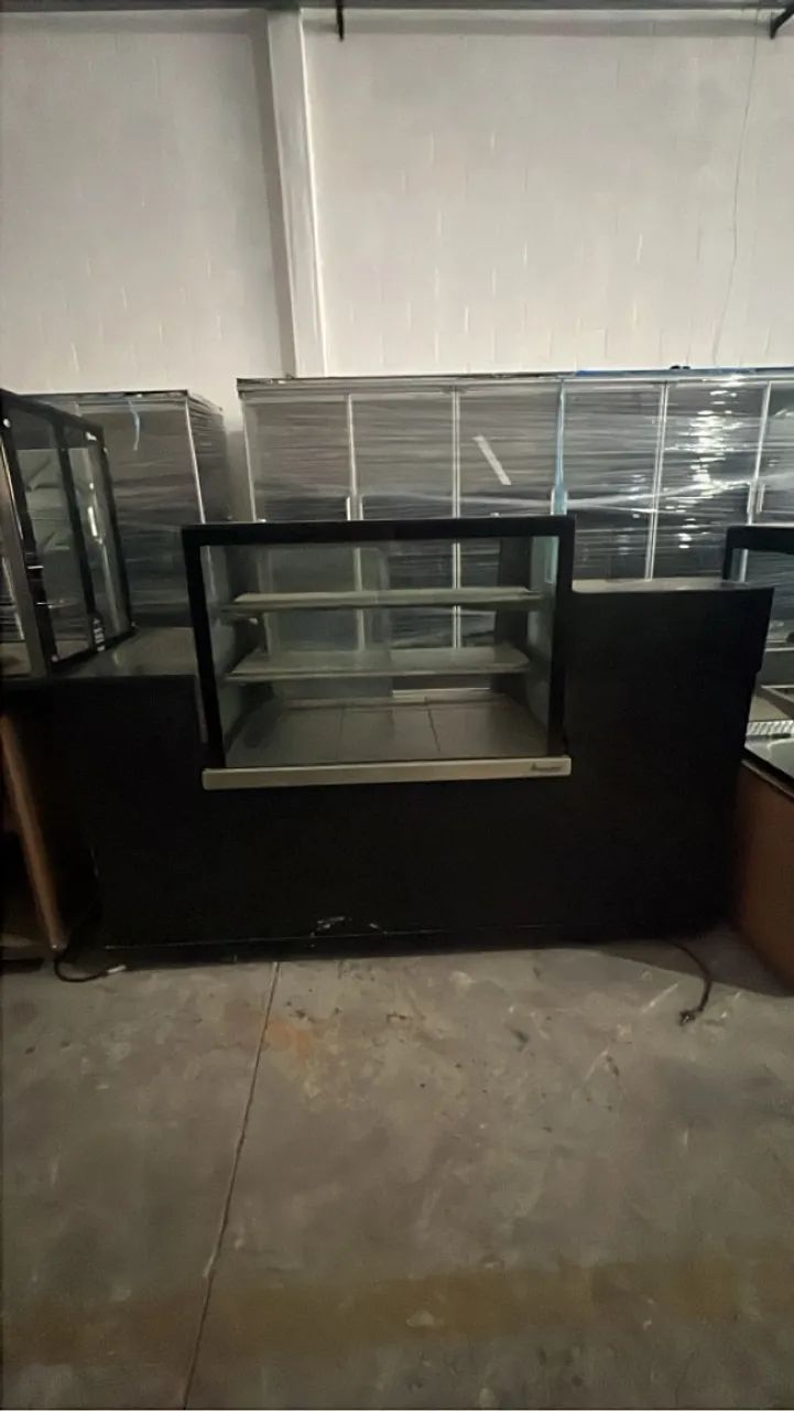 Balcoes Expositores para Comércio