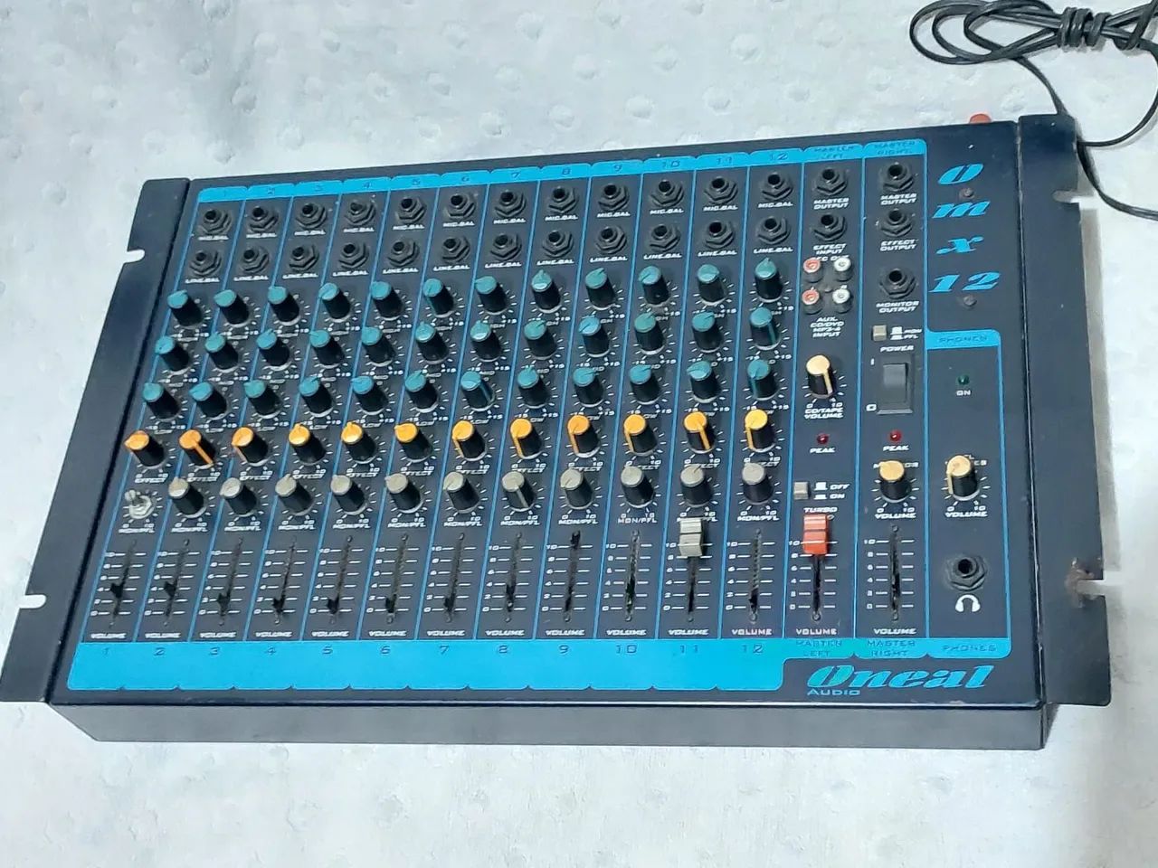 Mesa de Som Oneal OMX 12 - 12 Canais - Foto 5