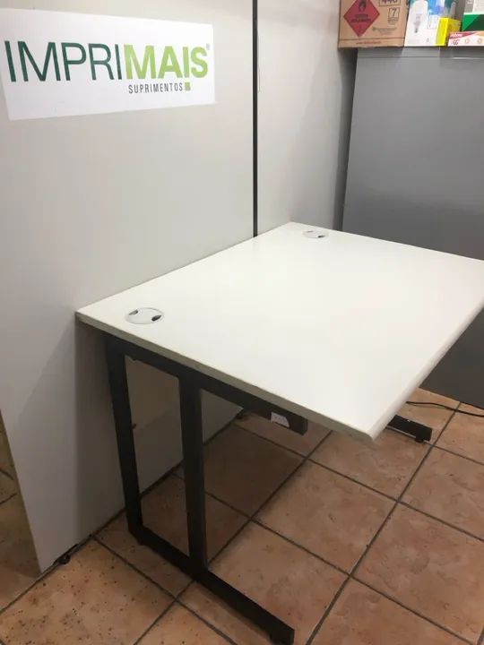 Mesa para escritório Giroflex  - Foto 2