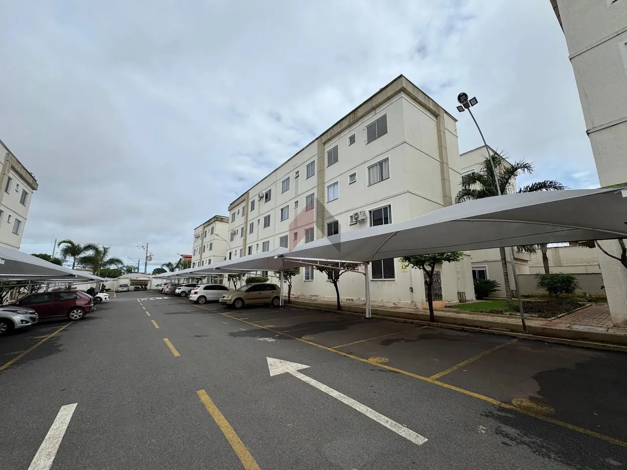 APARTAMENTO NO CONDOMÍNIO GRAN ROYALLE
