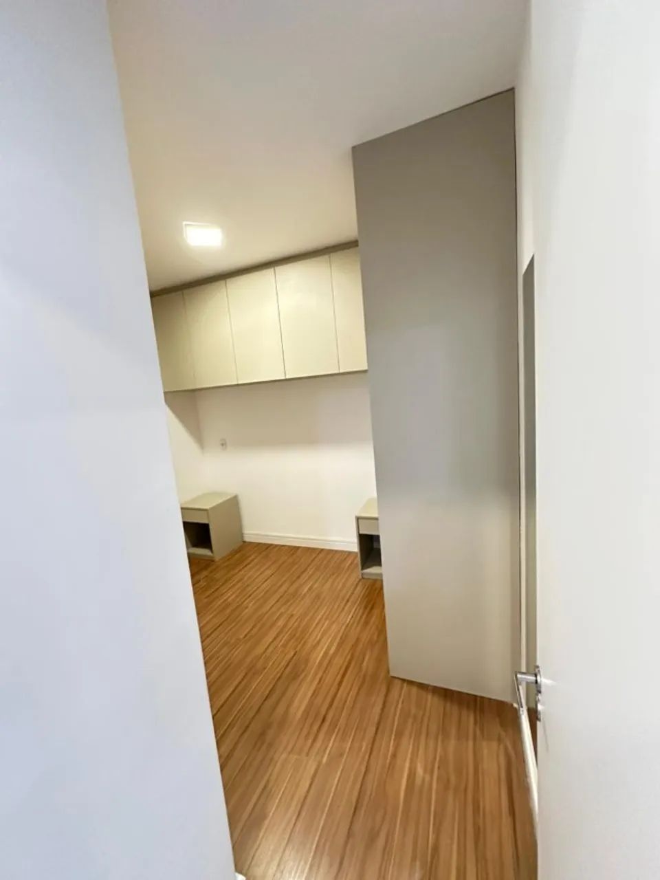 Apartamento linda vista mobiliado - Próximo a estação de trem - 1 vaga de garagem - Foto 5