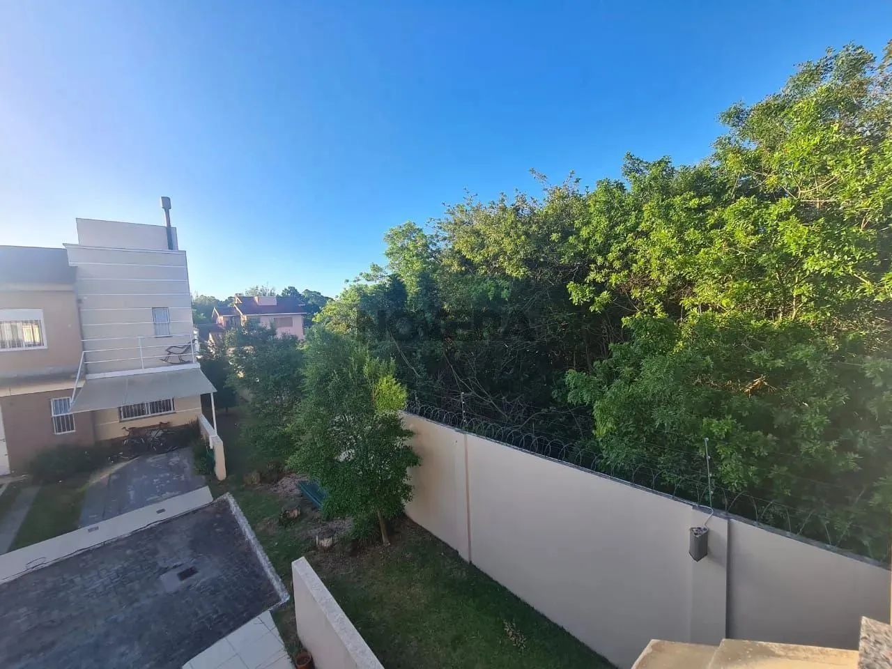 Casa semimobiliada com 3 dormitórios em condomínio no Recanto de Portugal - Foto 6