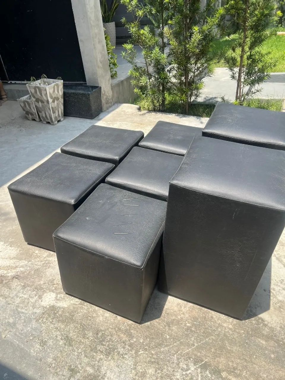 CONFORTO E ESTILO! Puffs Versáteis - Dê um Charme Extra ao Seu Ambiente! - Foto 4