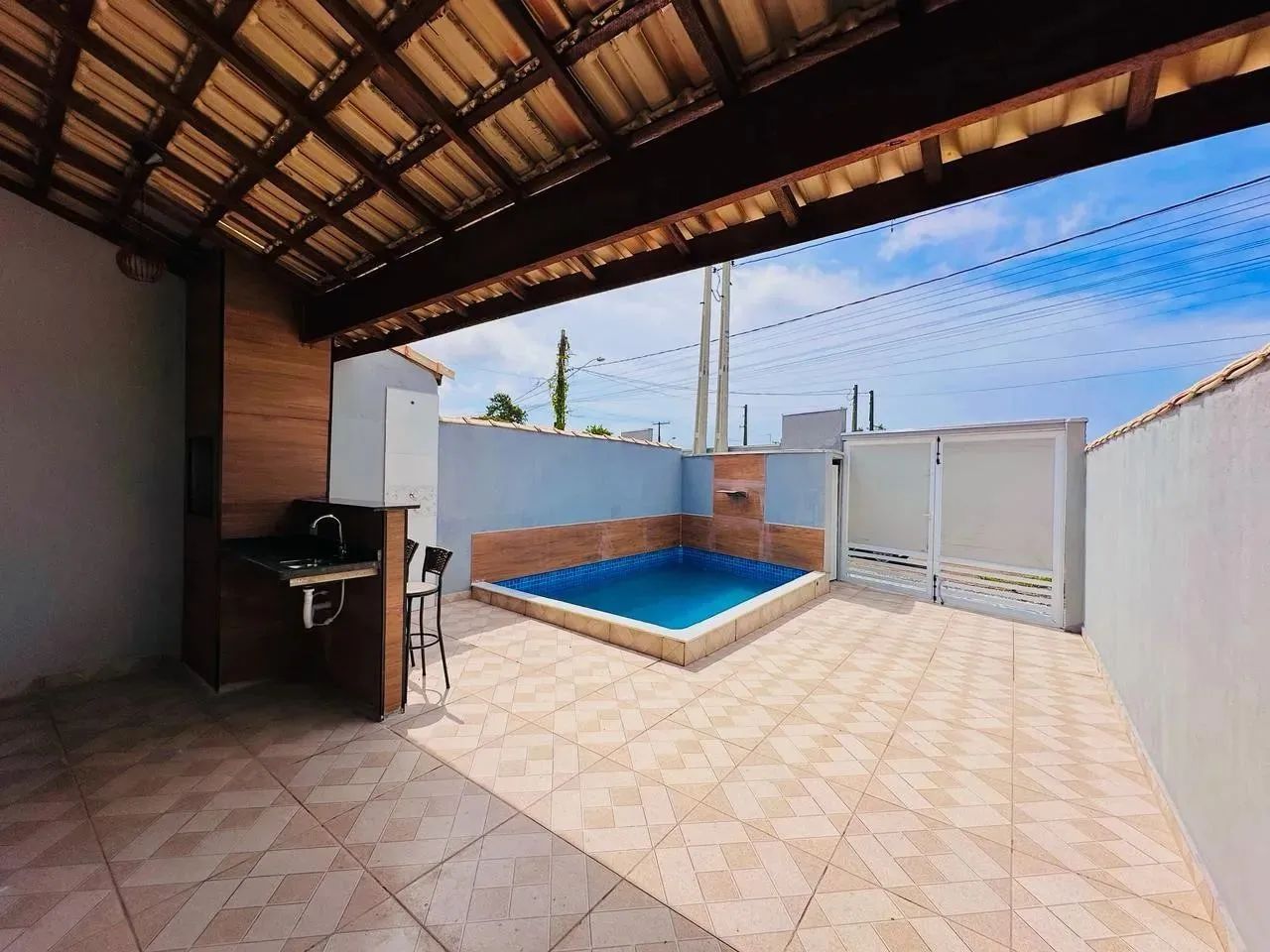 Casa para Venda em Itanhaém, Bopiranga, 2 dormitórios, 1 suíte, 1 banheiro, 2 vagas - Foto 2