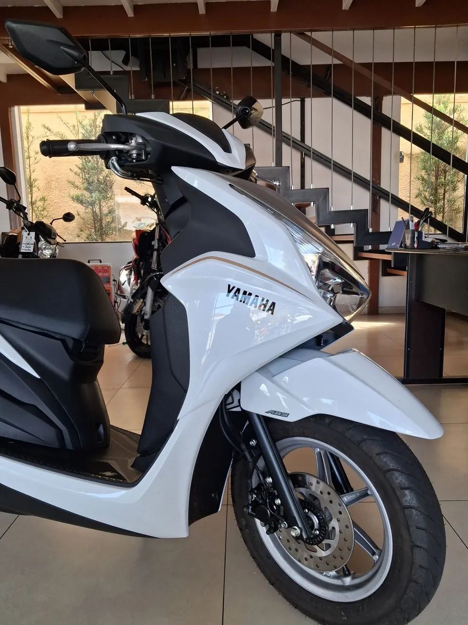 Yamaha Fluo 125 - HÍBRIDA 2026 - Foto 2