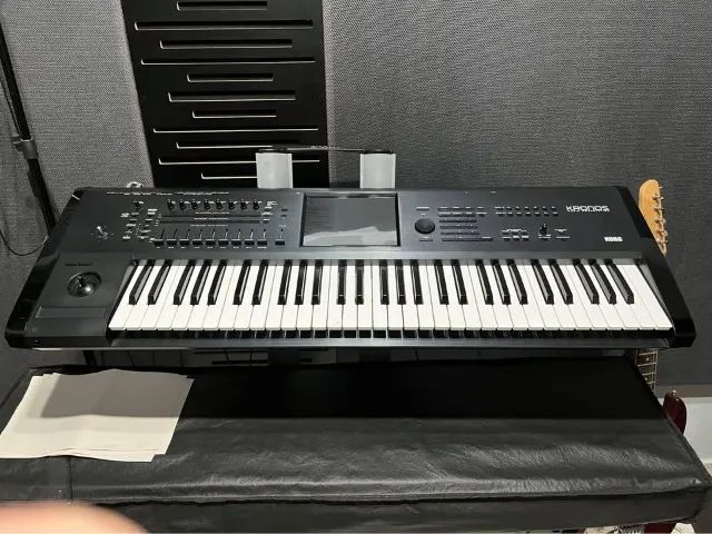 Korg kronos 61 + memoria expandida + sons do korg kronos 2 + SDD 120gb - Foto 2