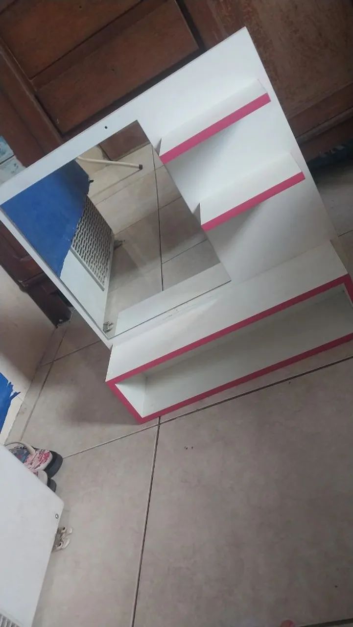 Penteadeira com Espelho