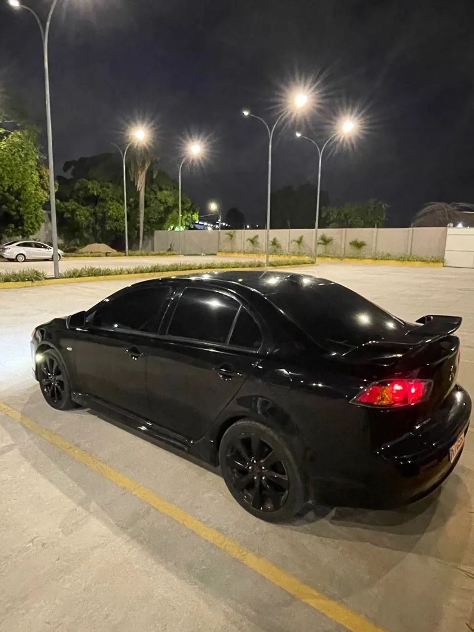 Mitsubishi LANCER por  R$ 46.900,00 - Tenha um Carro de Verdade  - Foto 3