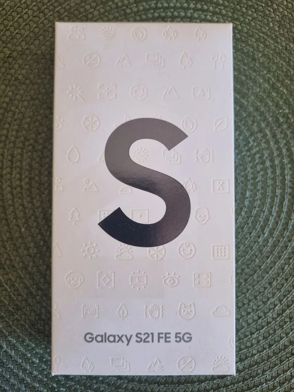 Galaxy S21 FE - listra na tela - Foto 2