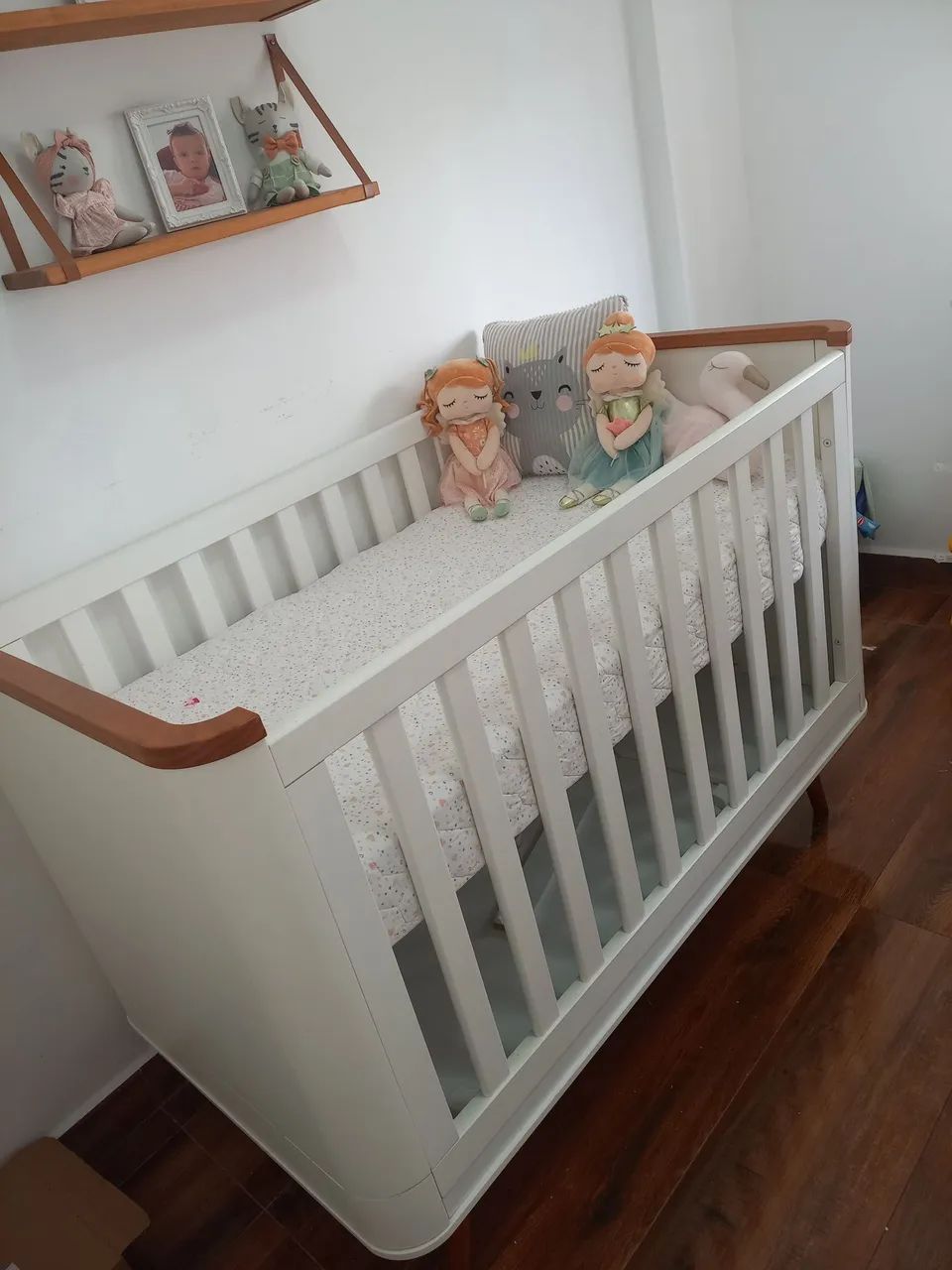 Lindo berço em madeira 2 em 1. - Foto 2