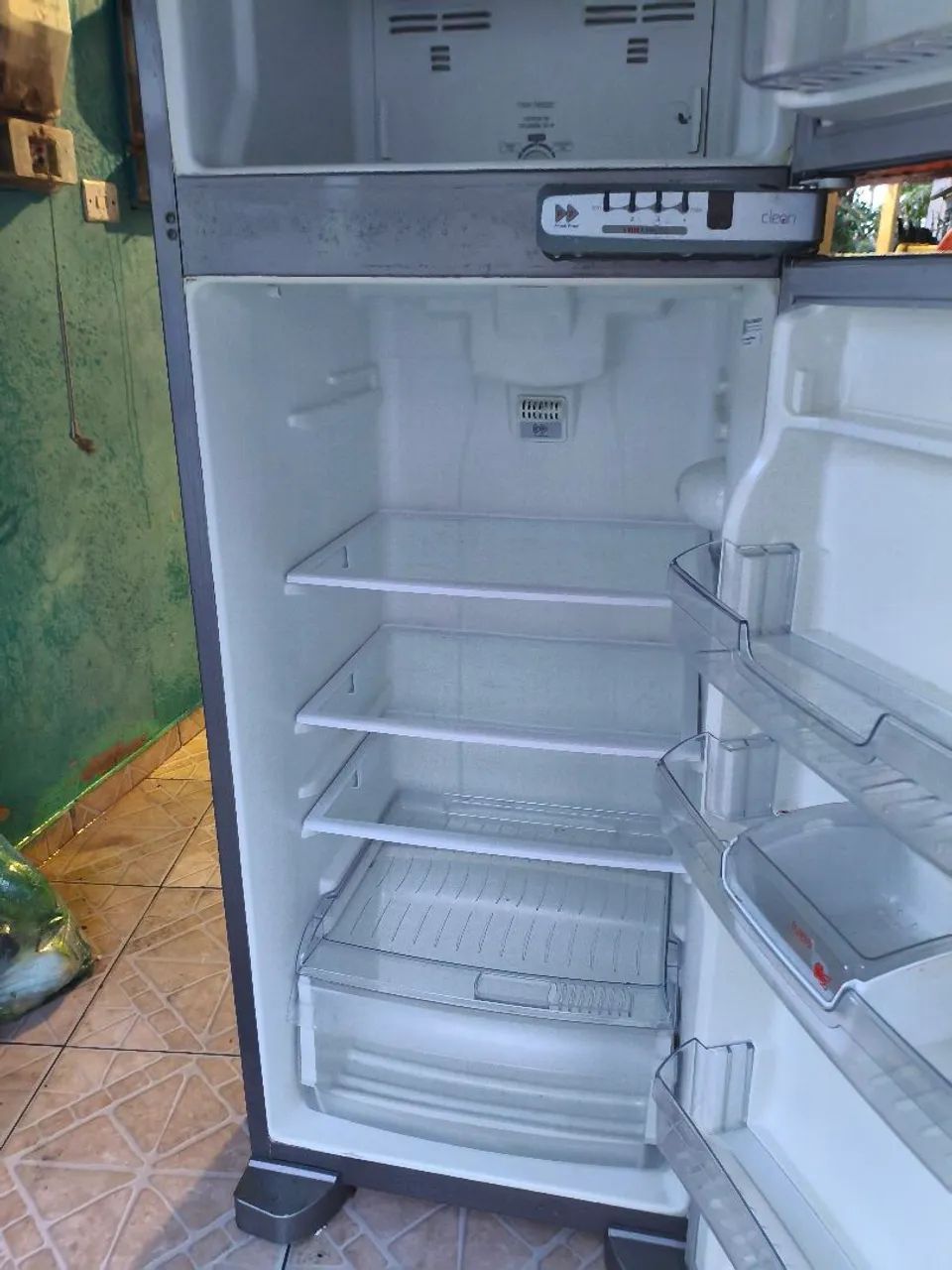 Vende se geladeira  - Foto 4