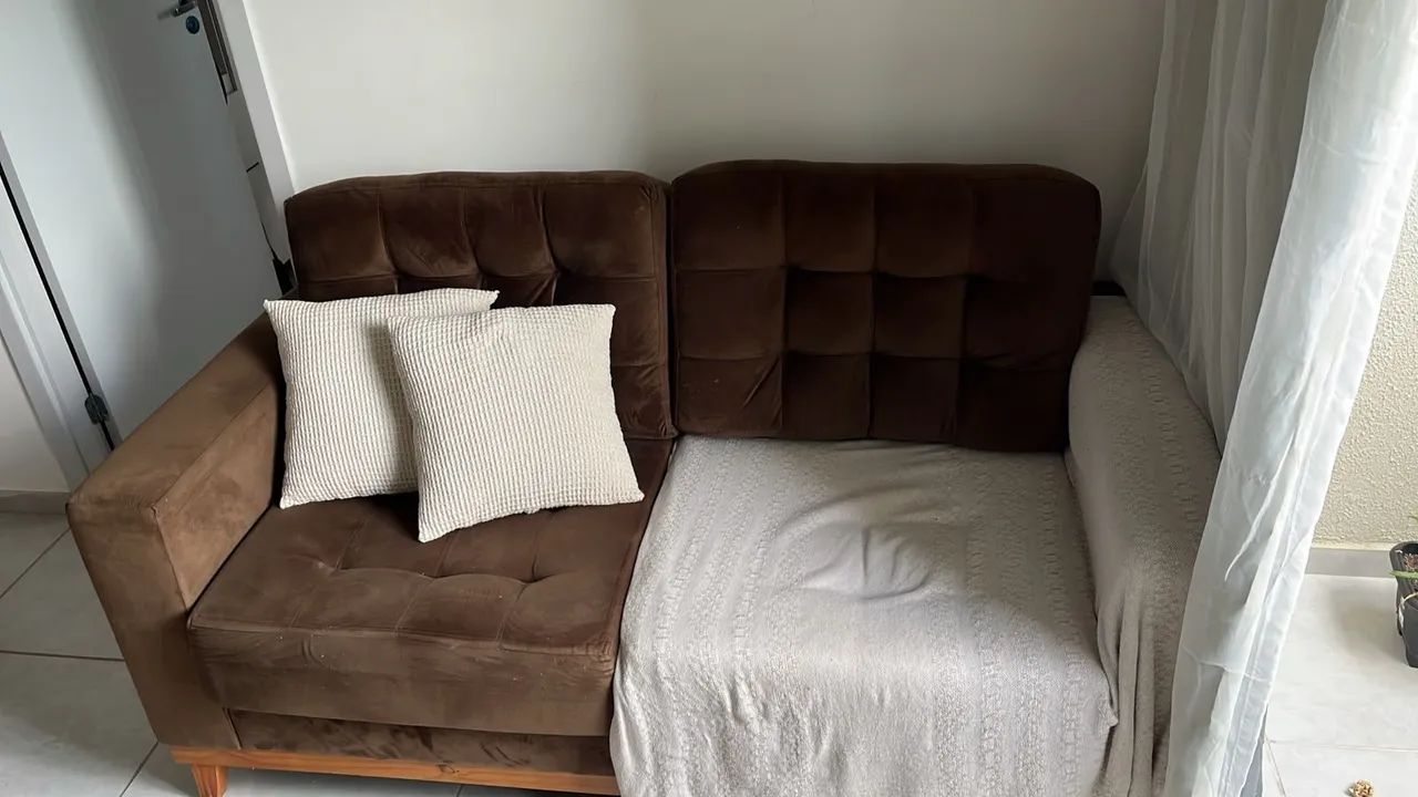 Vendo sofá plaza 900 reais - Foto 2