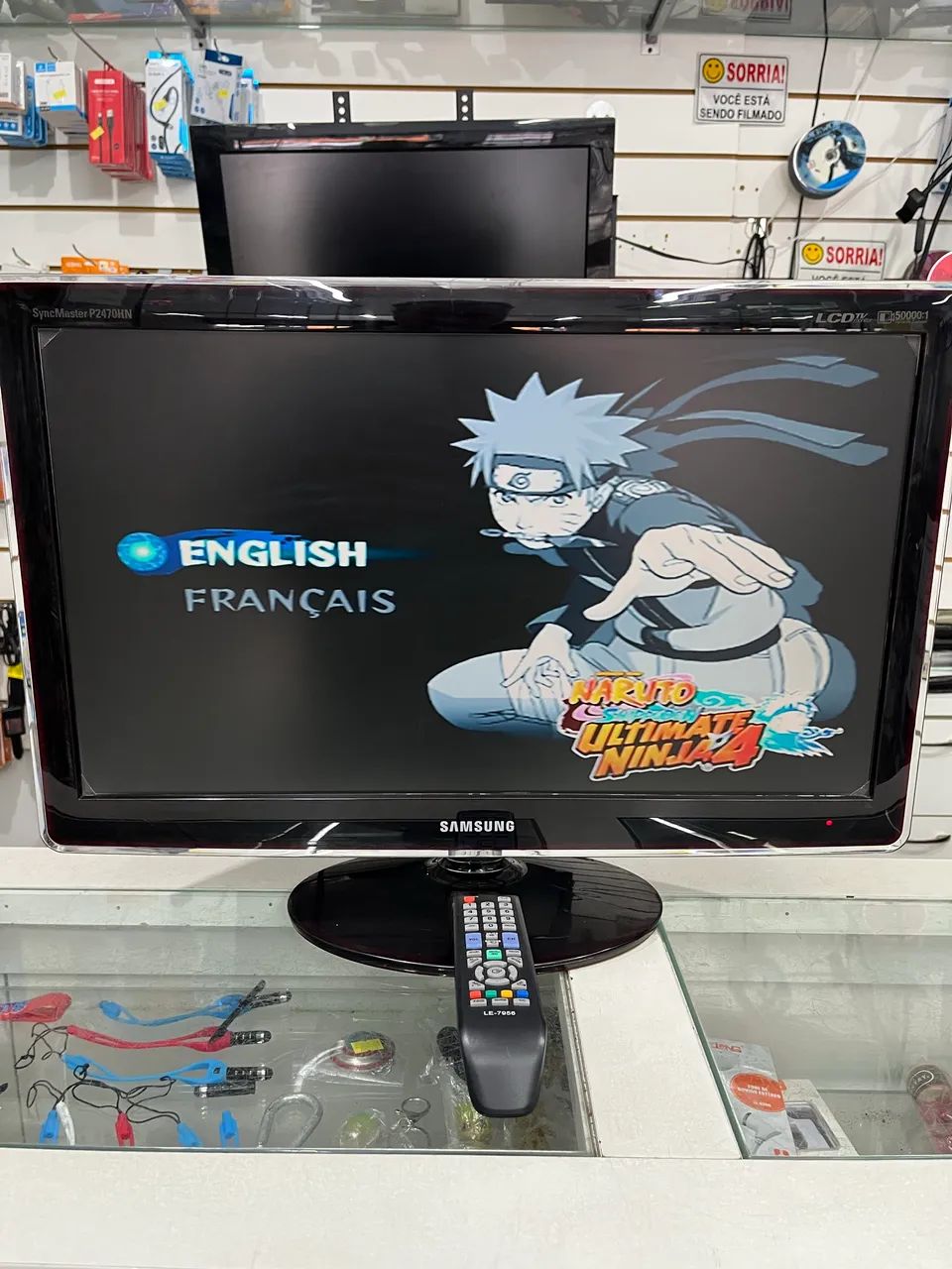 Tv lcd Samsung p2470hb com vídeo componente retro gamer