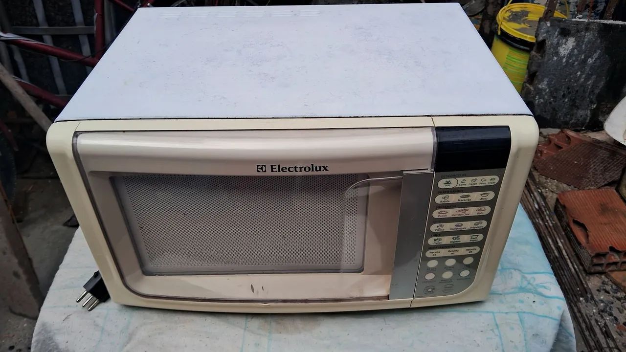 Microondas Electrolux 127 VOLTS  - Foto 4