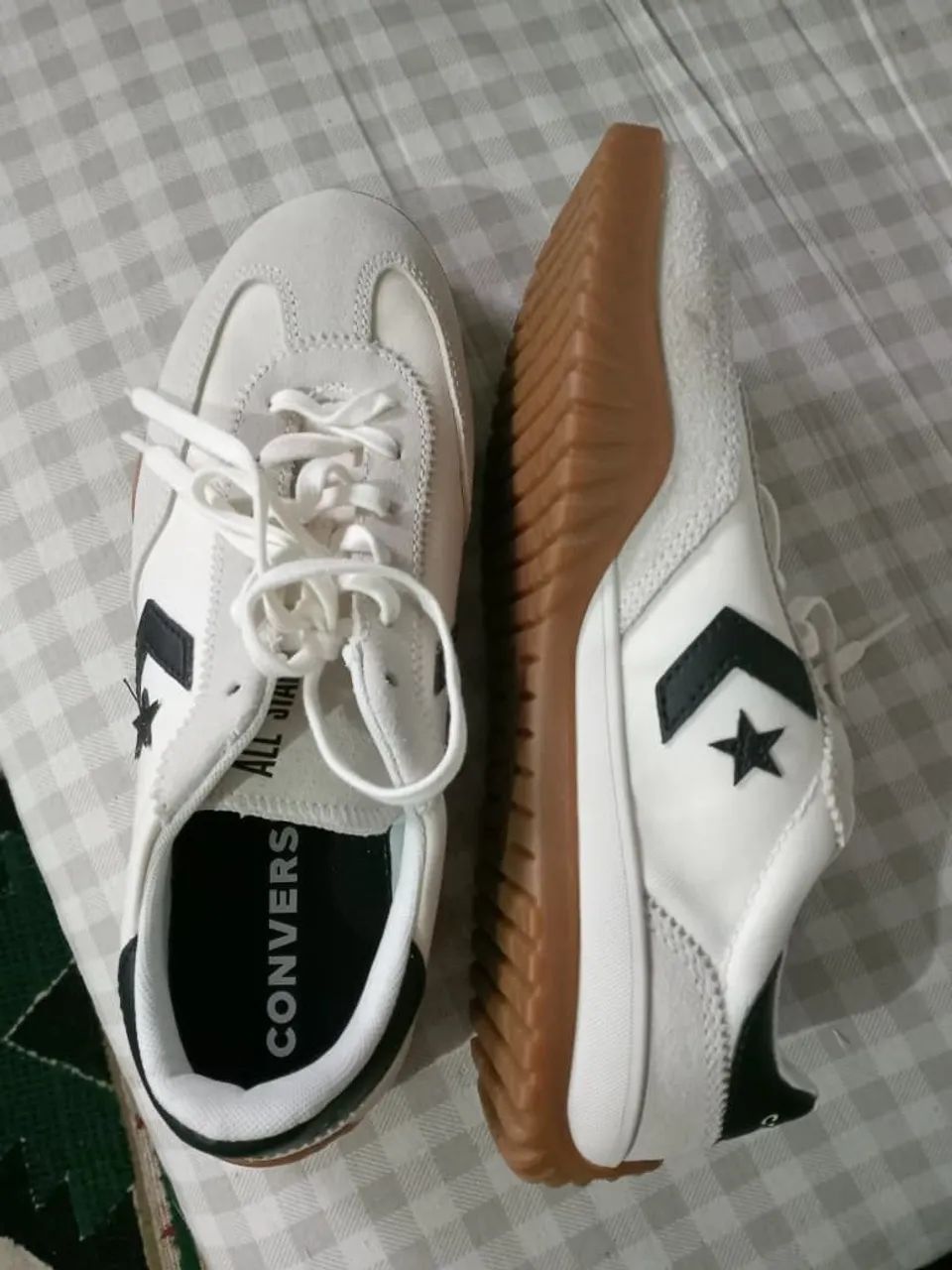 Tênis novo da Converse