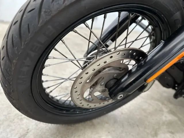 Harley-Davidson Street BOB Fxbb 2018 - Foto 2