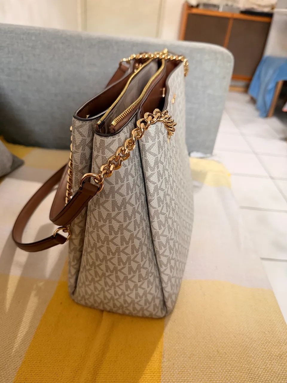 Bolsa Michael Kors Tote Soho Média - Original e Nova - Foto 5