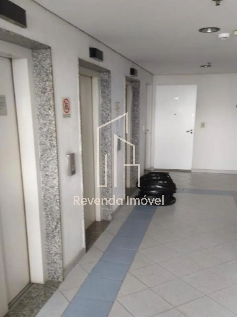 Sala Comercial à Venda em São Paulo - Edifício Empresarial Santa Inês - Foto 2