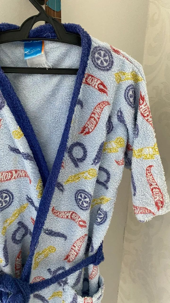 Roupão hot wheels  - Foto 5