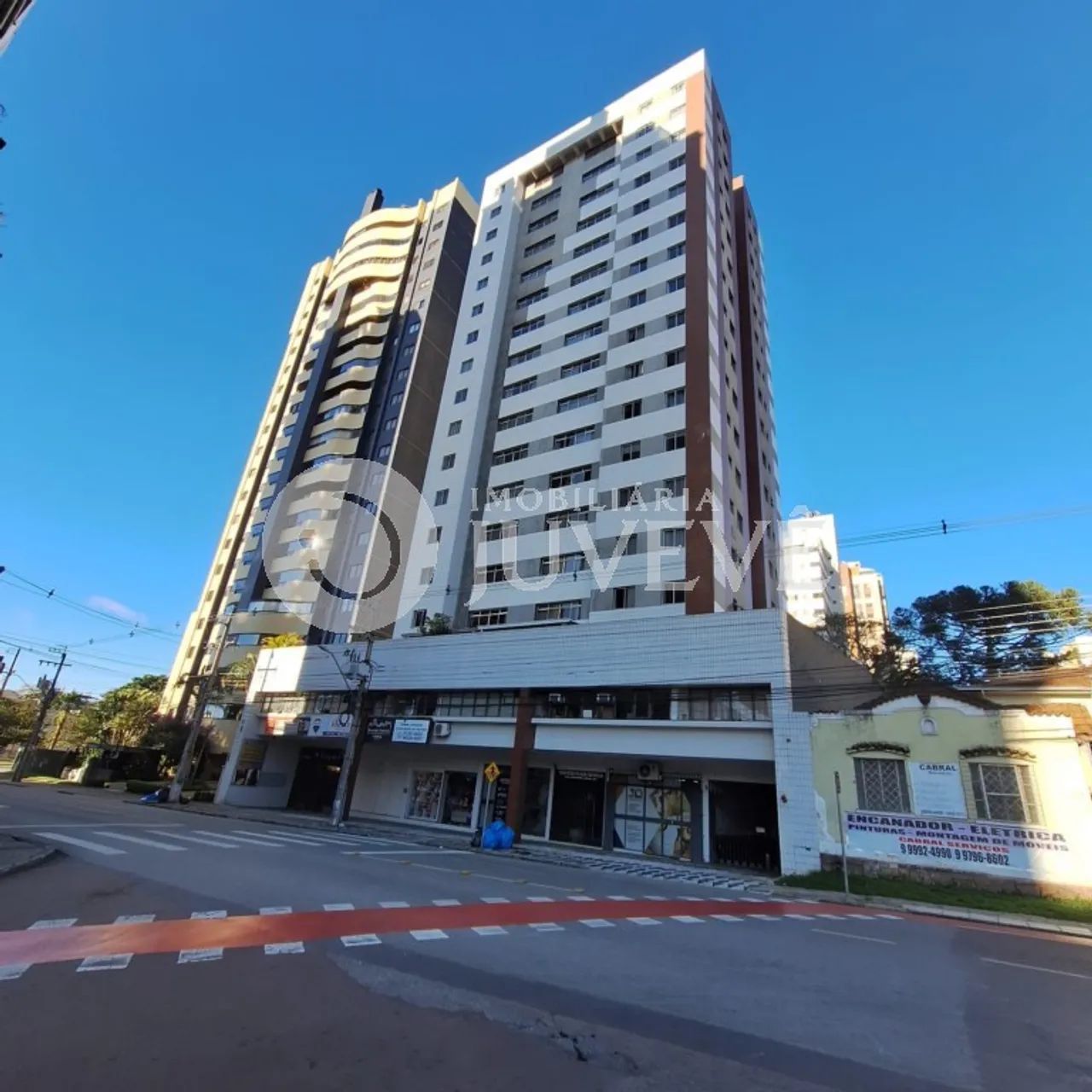 IMOBILIARIA JUVEVE VENDE SALA COMERCIAL TERMINAL CABRAL RUA CHICHORRO JÚNIOR. 364 EDIFICIO