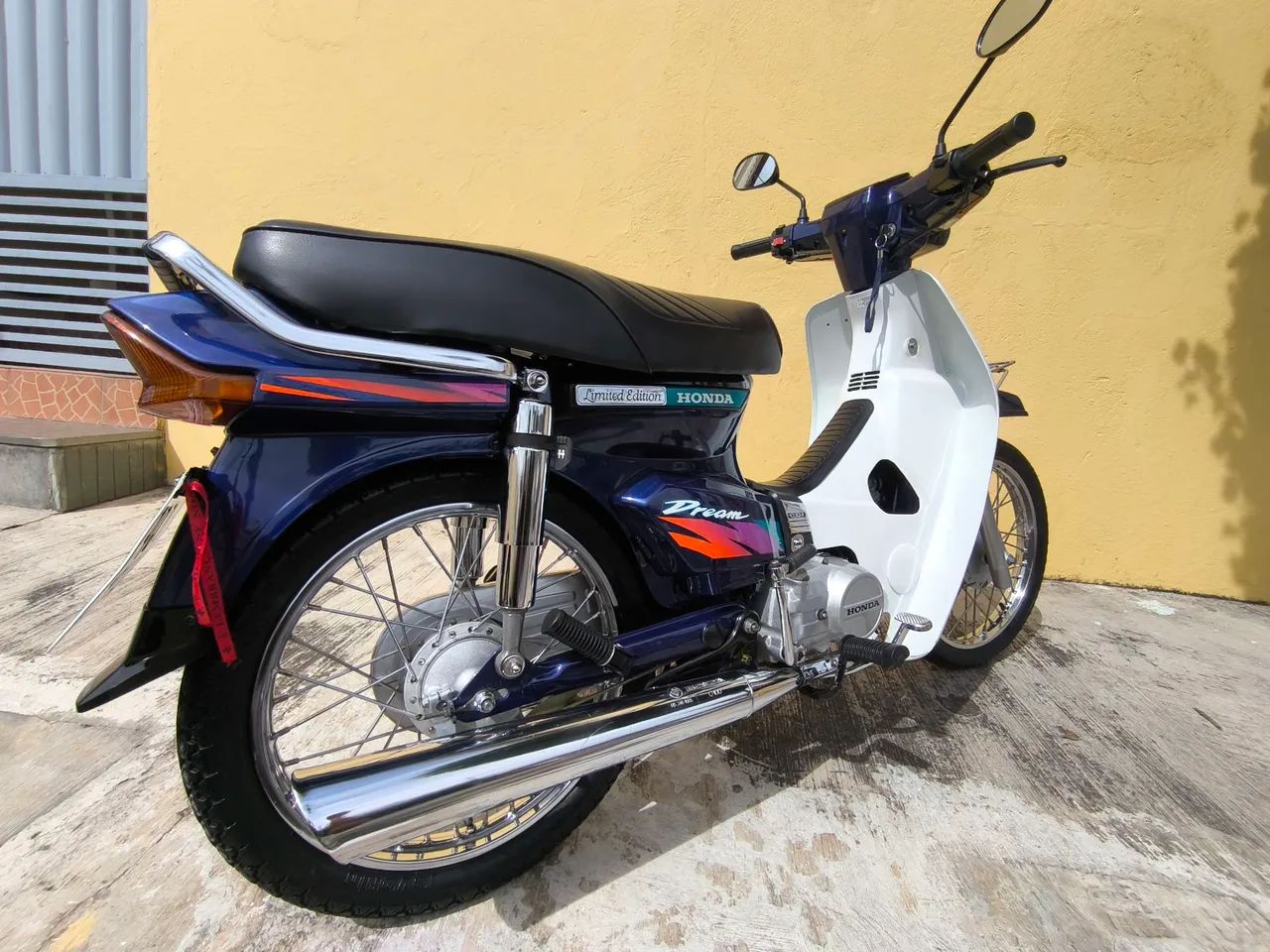 Honda C100 Dream - Foto 2