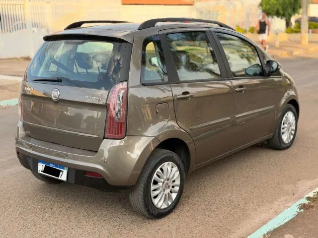 Fiat Idea Attractive 1.4 Fire Flex 8V 5P 2012 - Foto 4