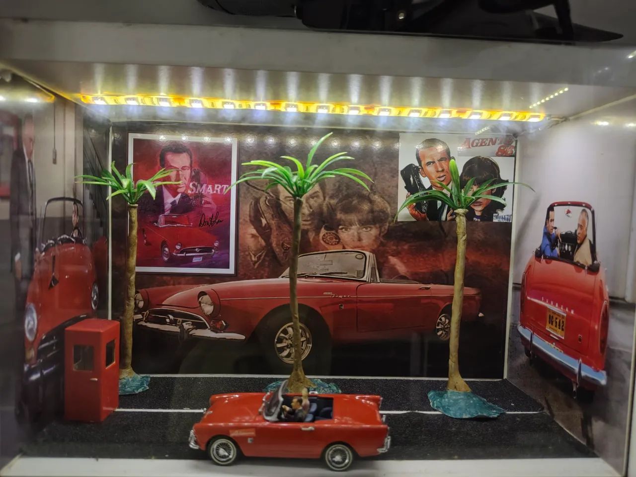 Diorama agente 86 com iluminação carro e figuras. - Foto 5