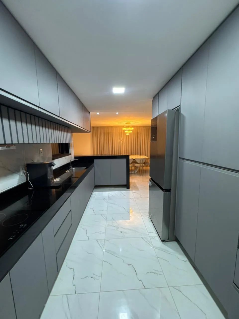Casa para locação no Alphaville Terras | 4 suítes, projetada e com energia solar - Foto 5