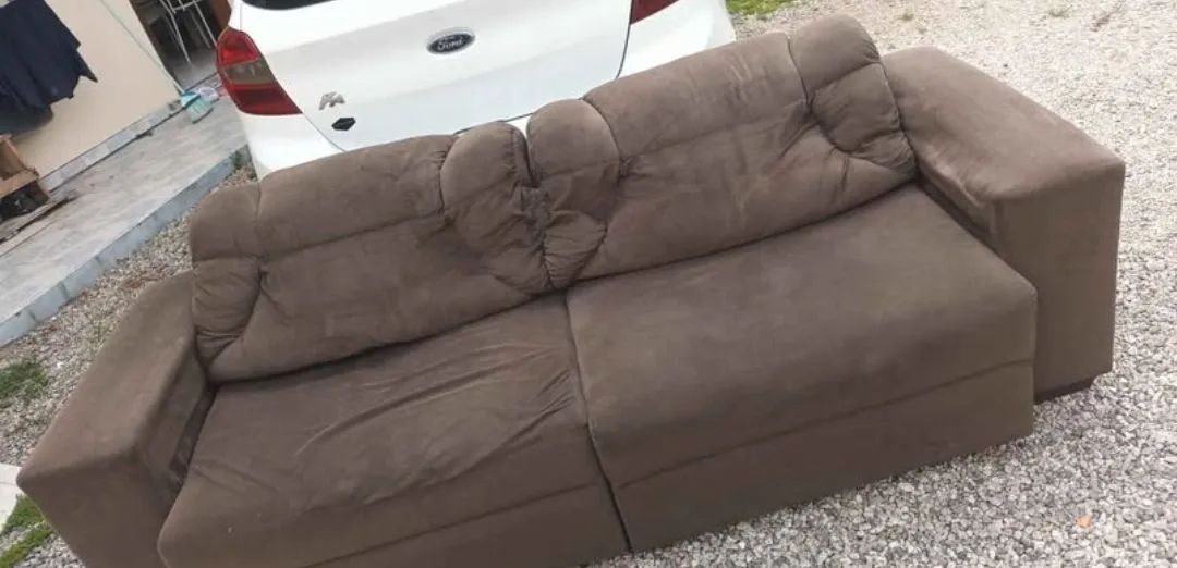 Sofá Marrom Em Ótimo Estado Ajustável!!