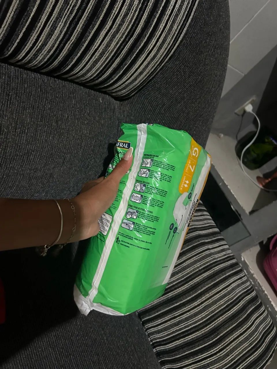  Vendo 3 fraldas geriátrica  - Foto 4