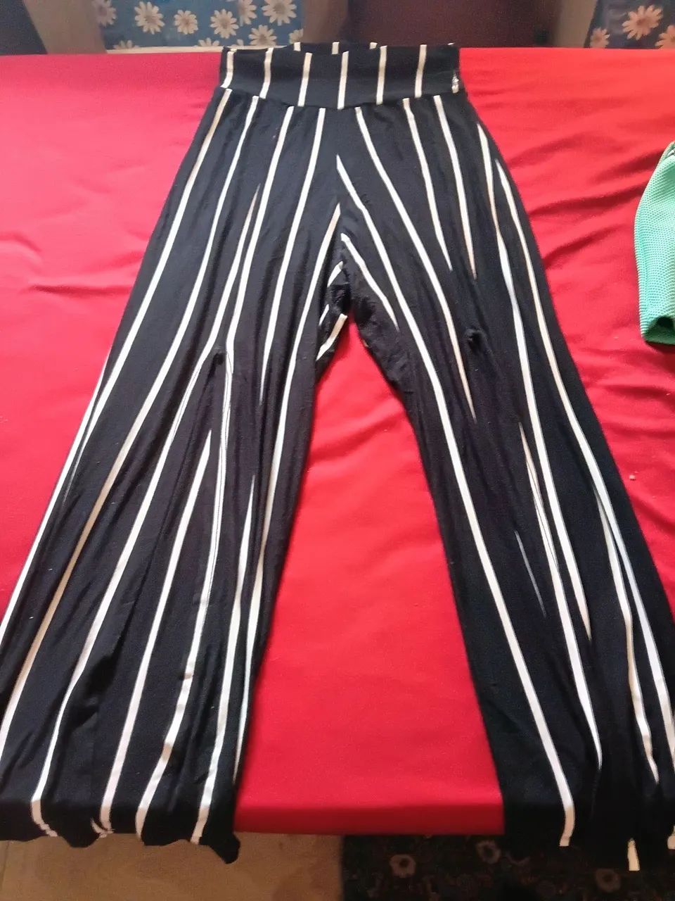 Calça feminina M - Foto 4