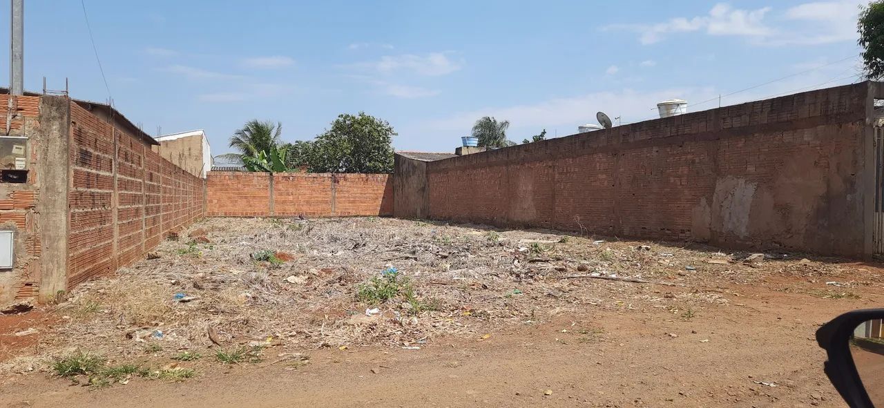 Terreno plano, próximo ao Supermercado Pires e Fort