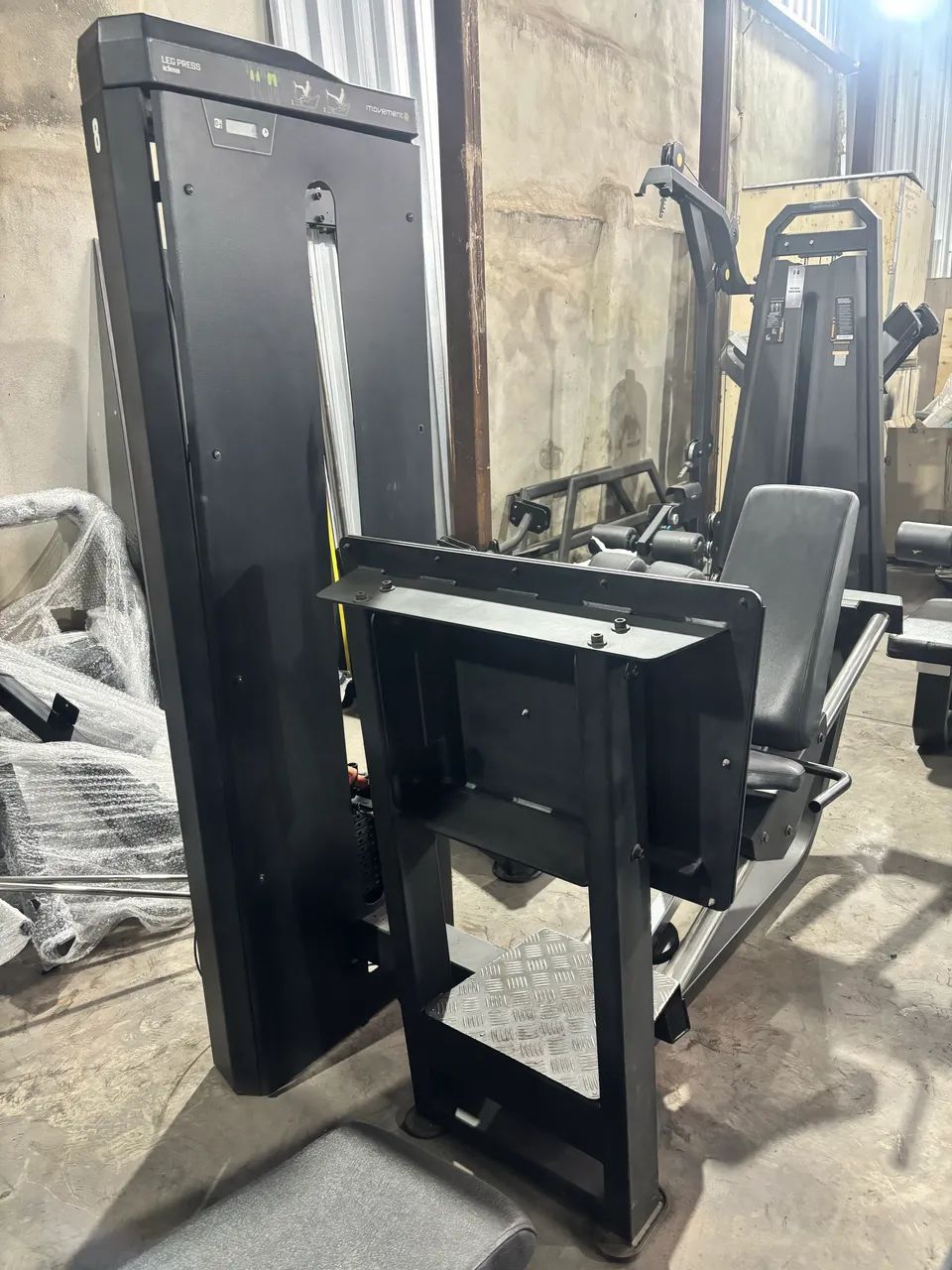Leg Press Horizontal Movement Idea  Design imponente e biomecânica que desafia - Foto 2