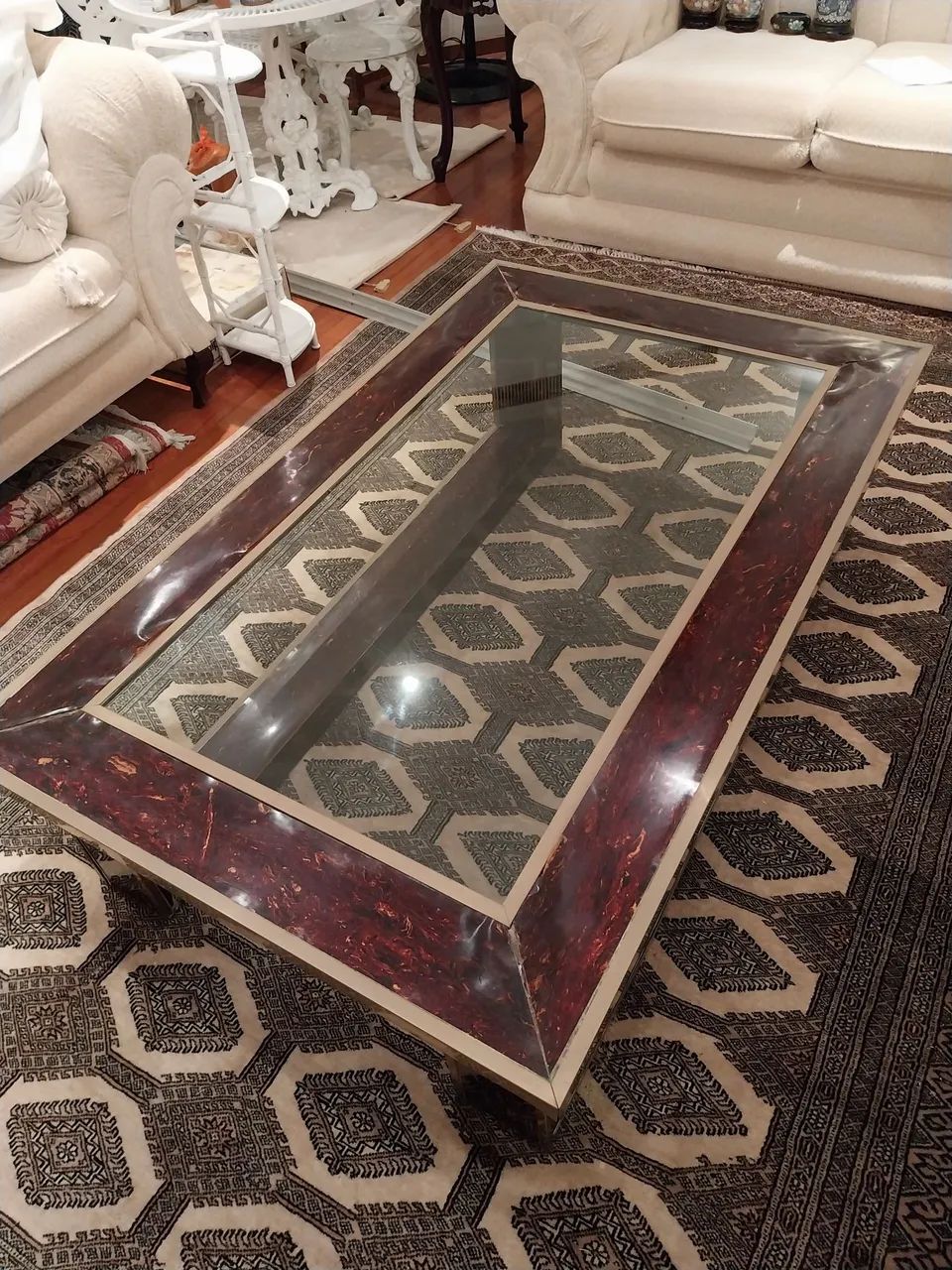 Conjunto de mesa de centro e mesinhas (de vidro e madeira