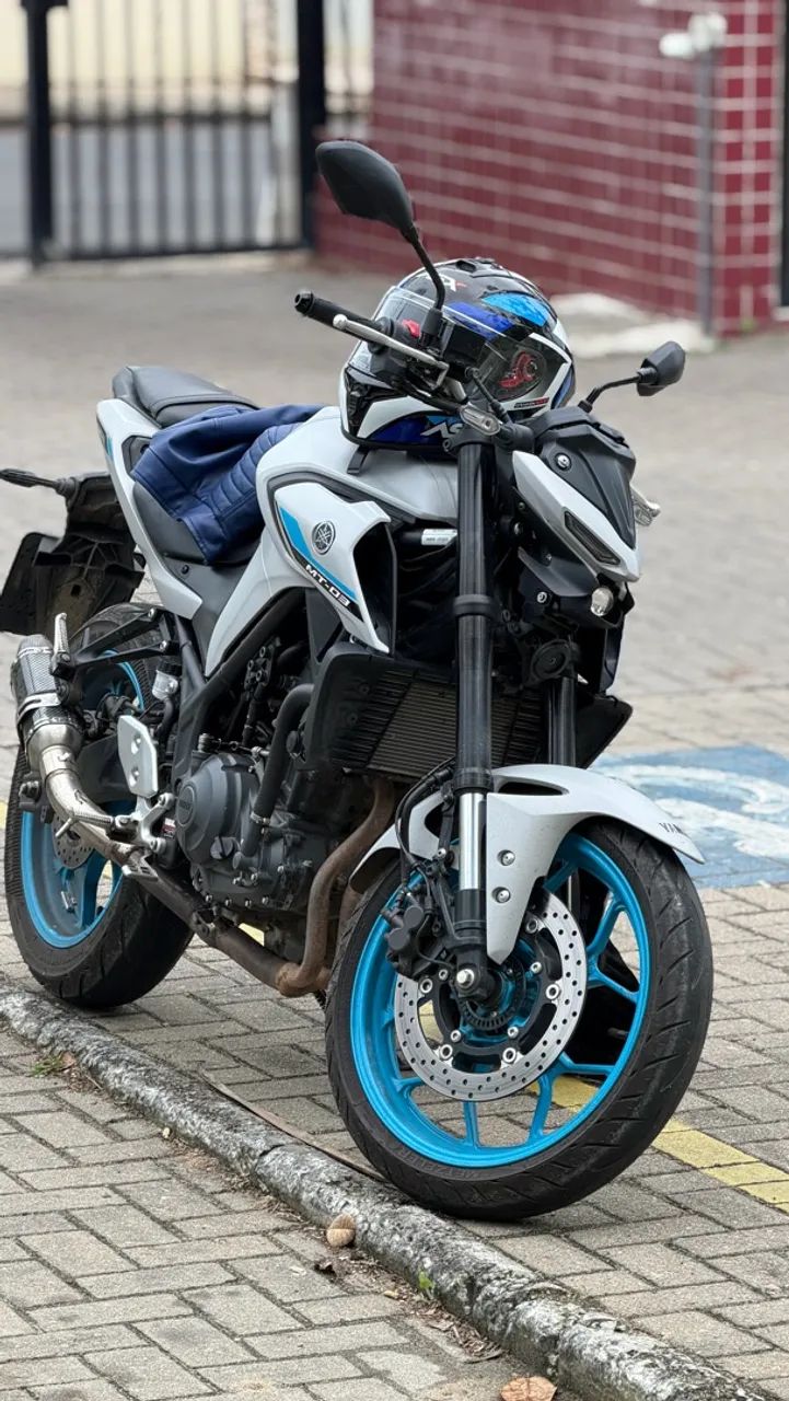VENDE-SE MT-03 2026