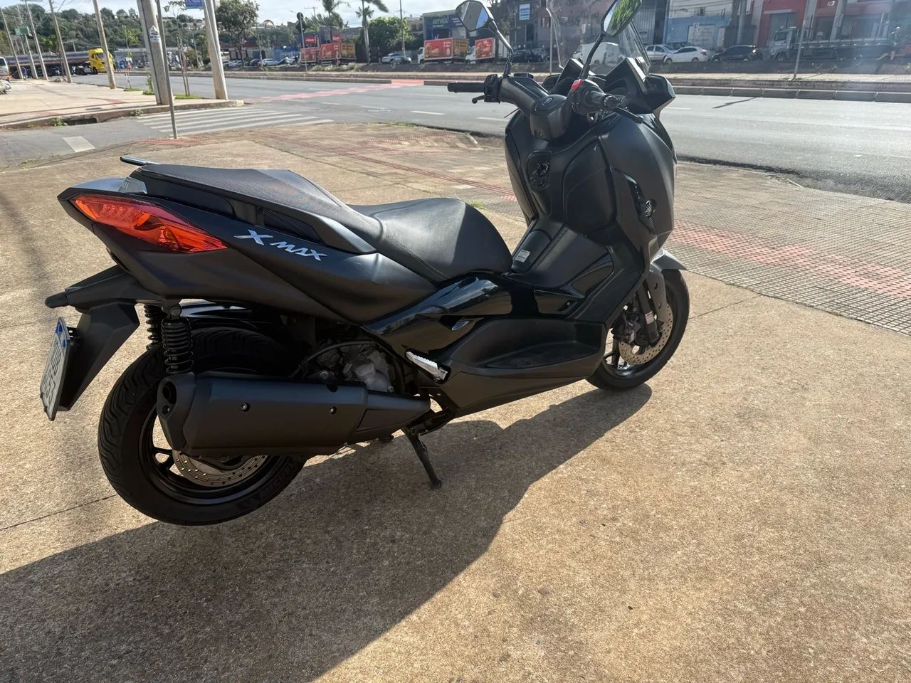 Xmax 250