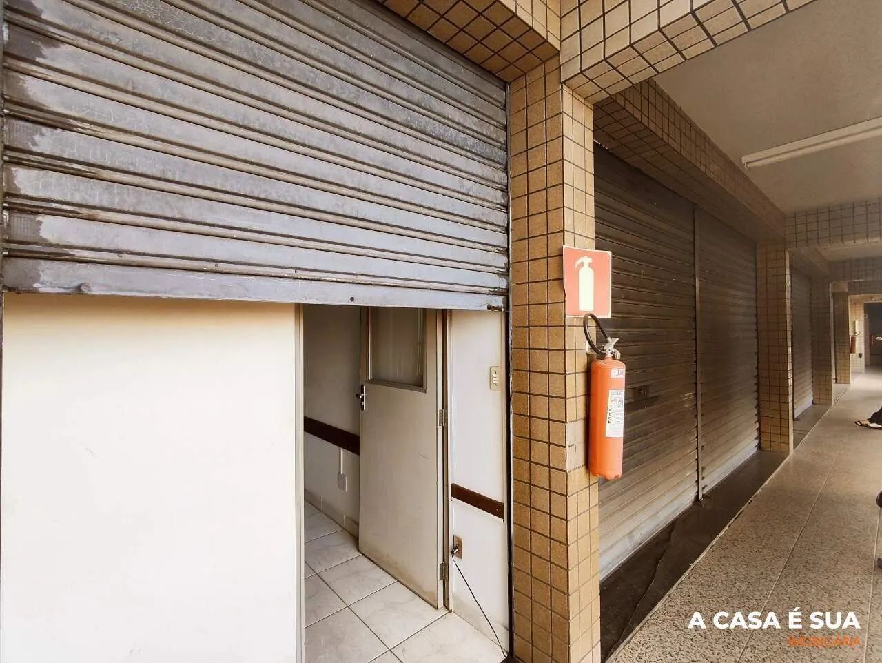 Andar corrido com aproximadamente 300m² em ótima localização próximo ao ponto comercial do