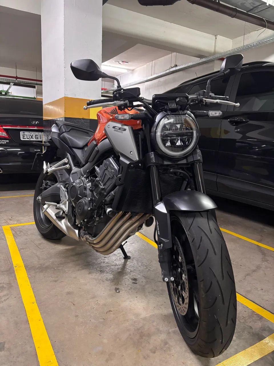 CB 650r 2024 - Foto 2