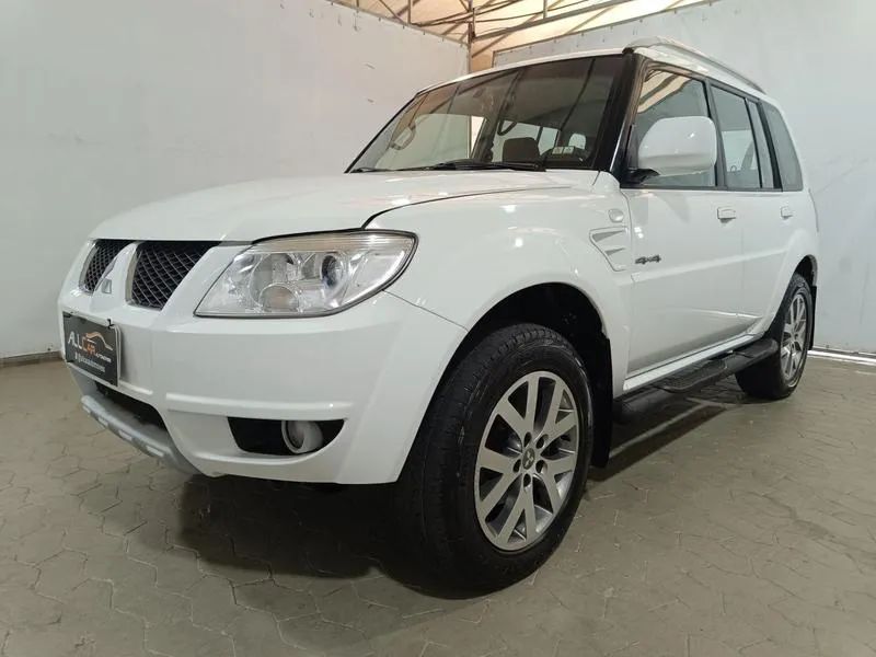 Mitsubishi Pajero 2014