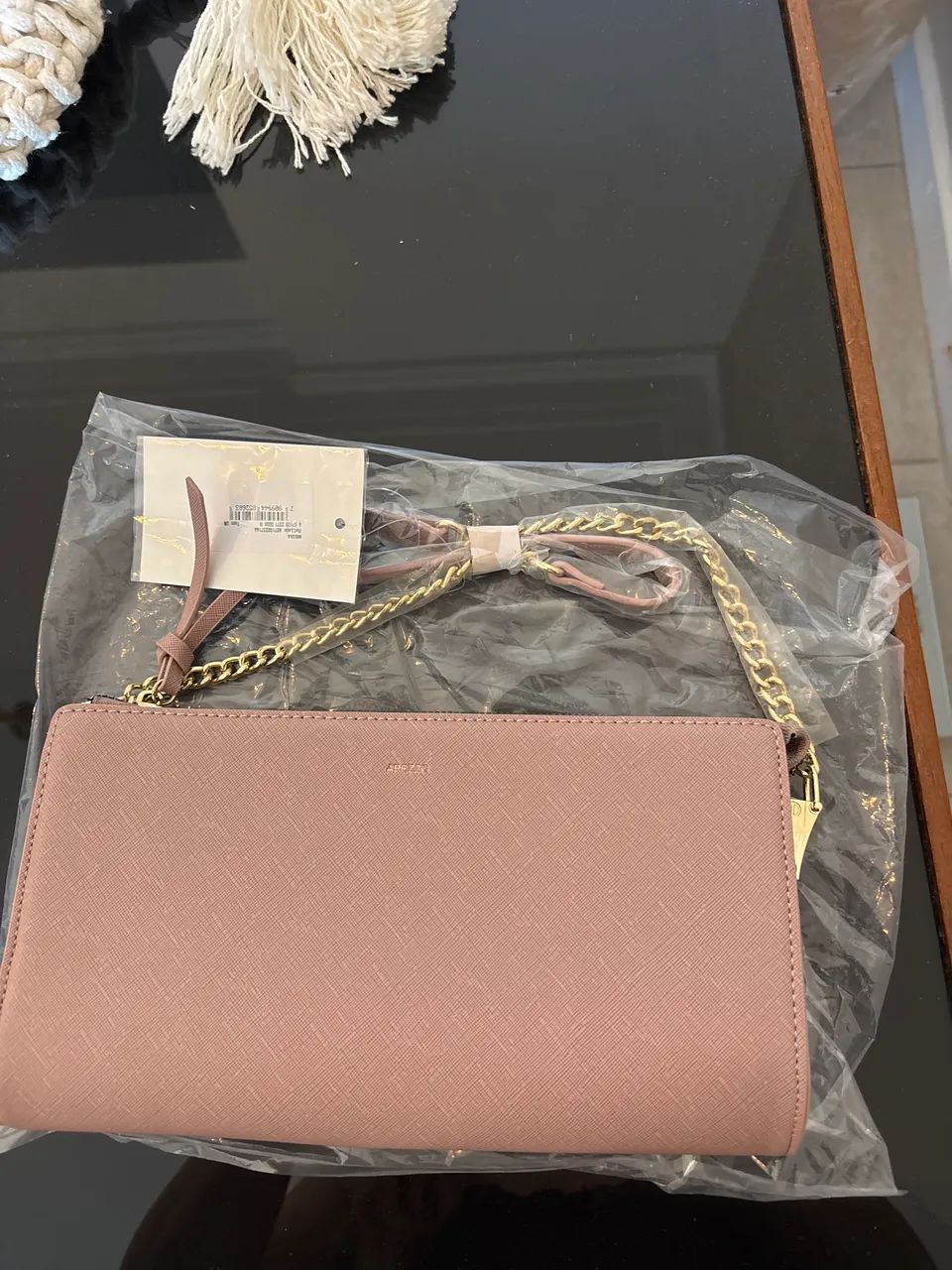 Bolsa Arezzo nova