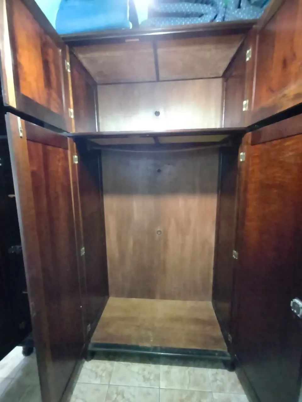 Guarda-Roupa de Madeira - Foto 3