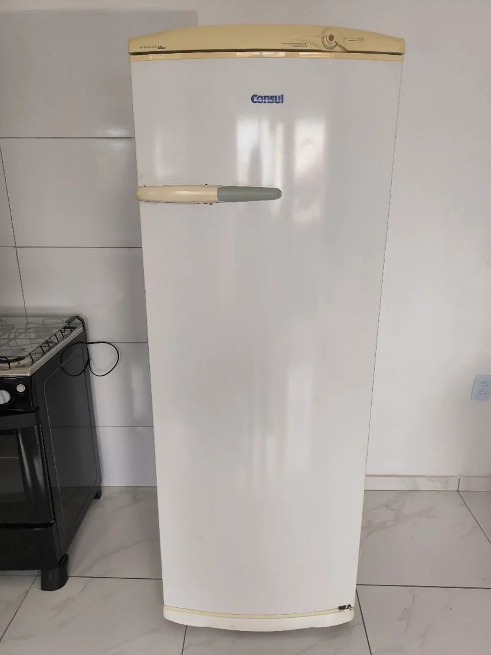 Vendo Geladeira Consul 
