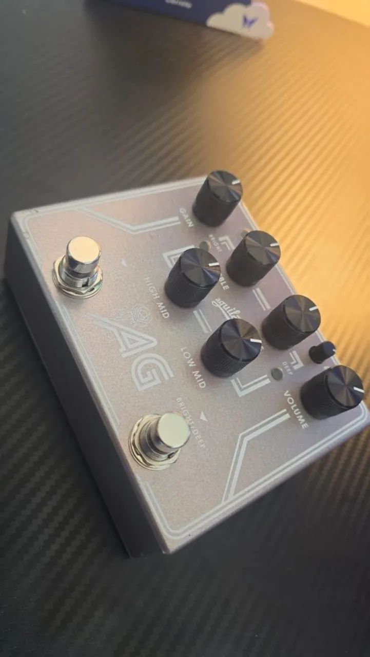 Pedal Aguilar AG Preamp - Breast Cancer Awareness Edition
